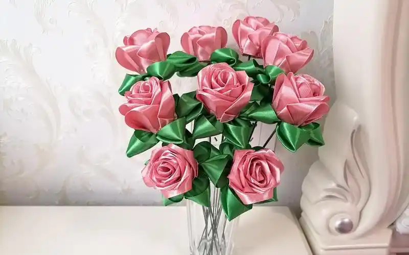 学会丝带手工制作玫瑰花,再也不用担心养不好花了,永不凋零更香