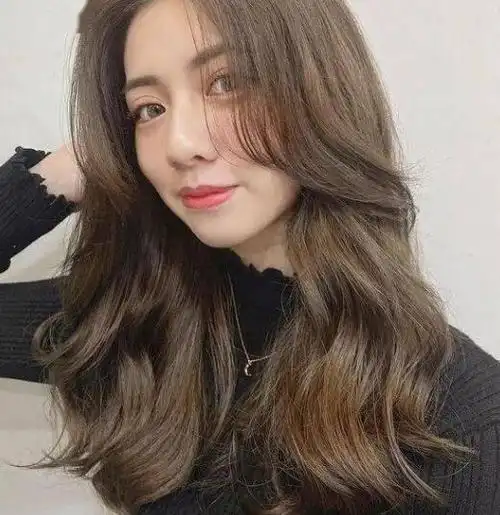 中长发烫发发型2021年最新款,气质爆棚的中长发发型