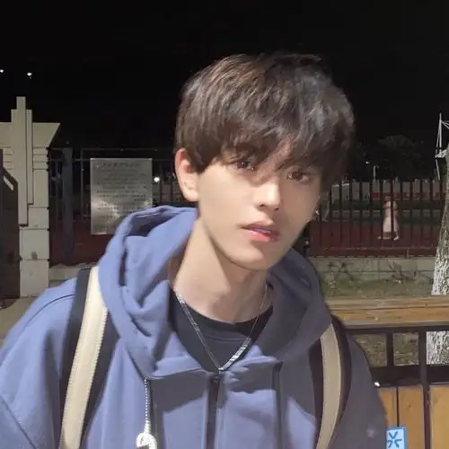 我来放一些帅哥男头头像