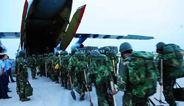 汶川地震空降兵15勇士从4999米高空舍命盲跳如今都是何职位