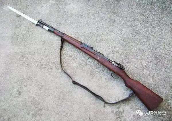 抗战中中国军队的枪械当然首推中正式步枪.