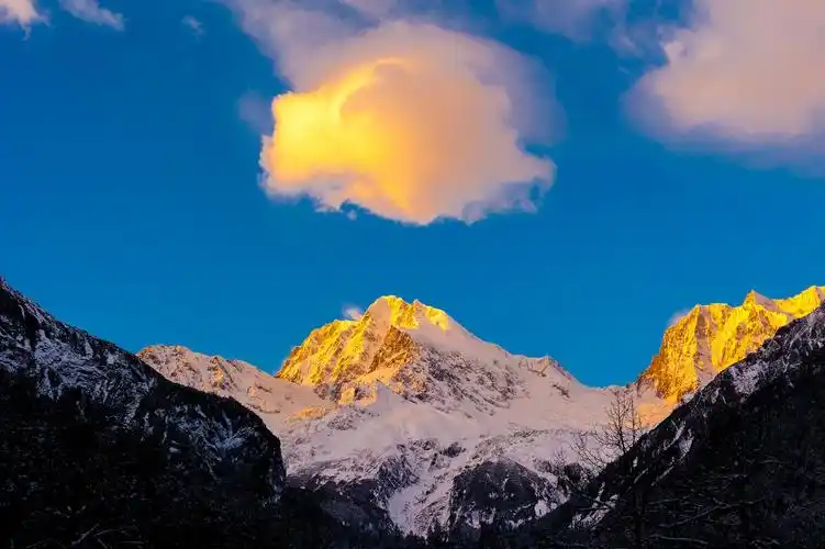 请问一个人冬季川藏线拼车可以去吗?几天合适呢?