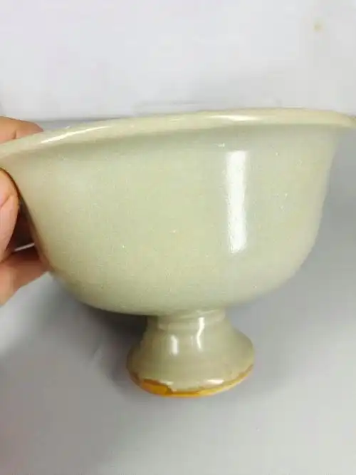 元代龙泉窑高足碗