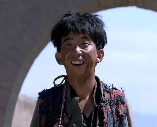 要钱没钱,要貌没貌!5位"丑演员"娶的老婆,却一个比一个漂亮