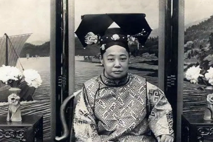 同治皇帝的后妃敬懿皇贵妃在后宫的生活有多寂寞与孤苦