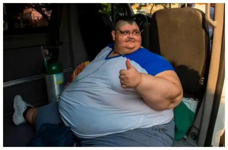 33岁男子重达半吨,甩肉350斤后,仍想冒着危险做减脂手术