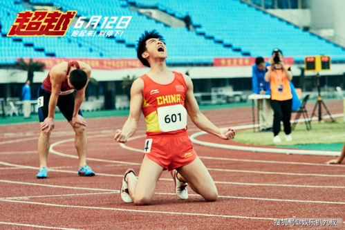 郑恺变身发福运动员拍电影增肥40斤大肚腩明显如今瘦回小猎豹