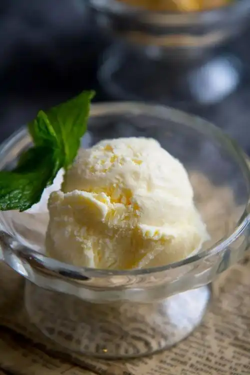 有空吗?想约你去必胜客下午茶,两款网红冰淇淋限量上市了