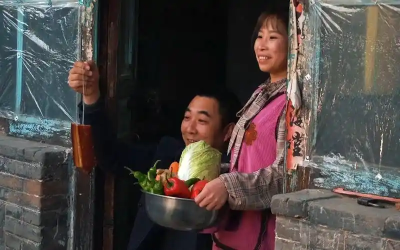 原创从农村主妇到千万网红被央视点赞的网红桃子姐现在怎样了