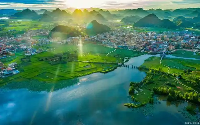 春游云南,畅享美丽风光和历史文化