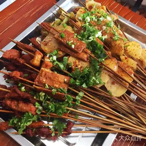 乐山二荆条油炸串串