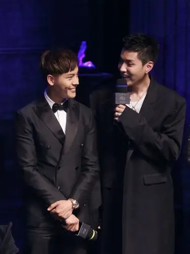 陈伟霆与吴亦凡