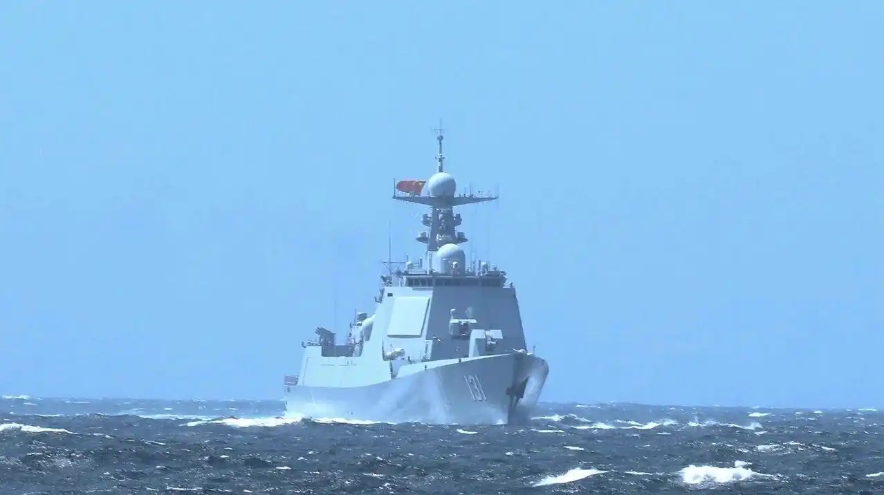 052dl型驱逐舰132苏州舰