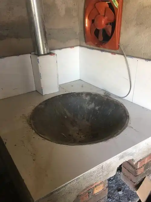 农村特色:柴火土灶