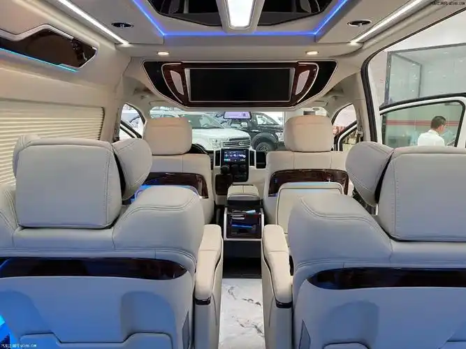 2022款丰田海狮35l七座版实车最新体验