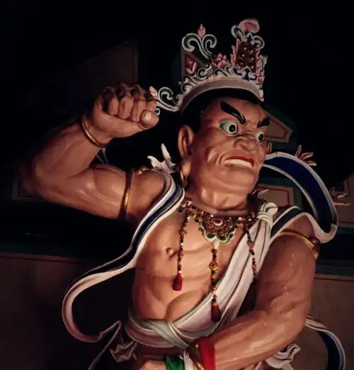 客厅不能摆放的4种物品,容易导致家宅不利