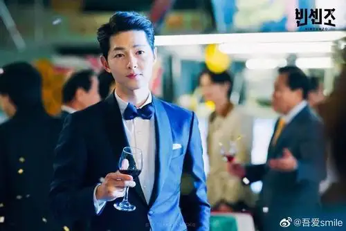 大帅哥宋仲基颜值担当带来新剧文森佐