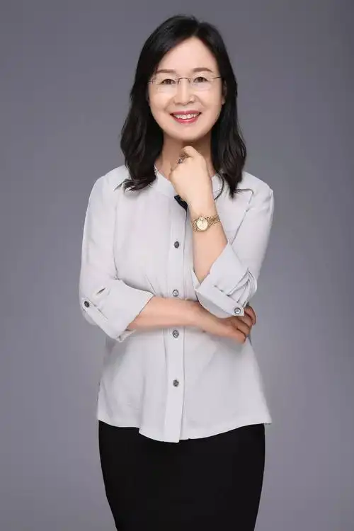 中秋私信尹建莉谈一场风花雪月的家长里短