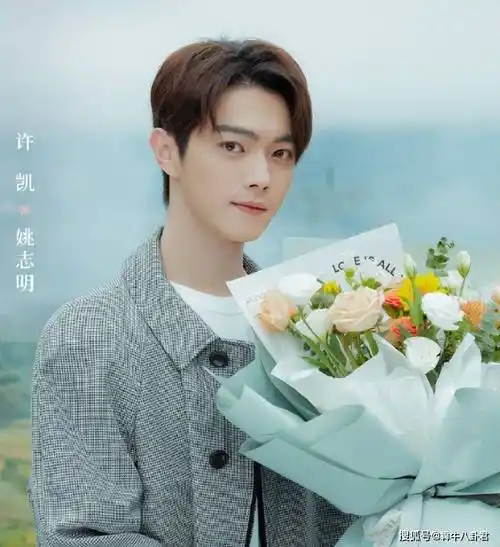 杨紫发文庆祝《承欢记》杀青,晒出多张片场照片,网友:期待上线_许凯