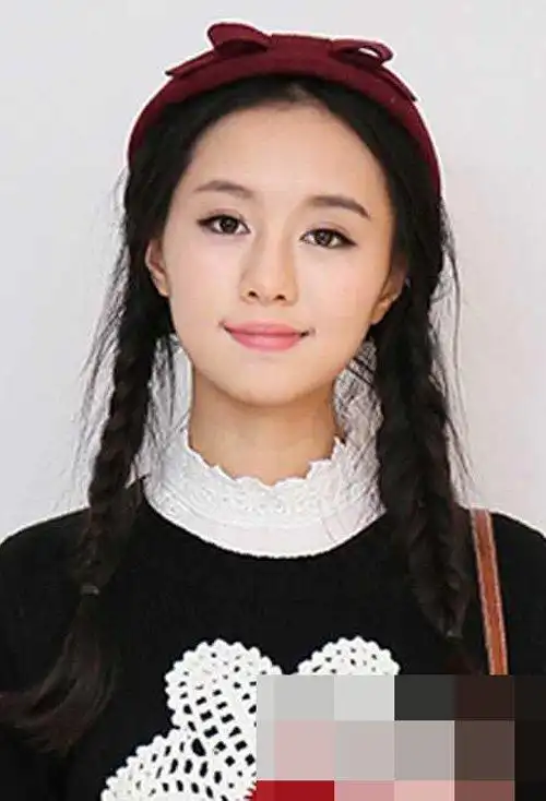 女生长头发编麻花辫子造型图片 矮女更换流行款式的辫子发型