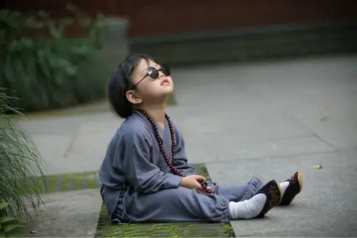 【图片10】杭州灵隐寺小尼姑一枚!--蜂鸟论坛照片套图