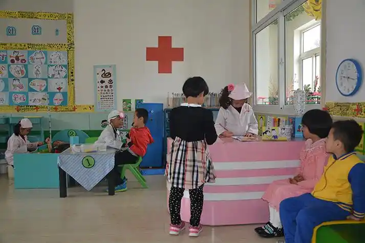 角色扮演 - 大连市金州区第三幼儿园