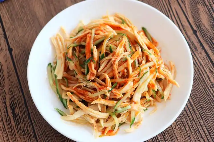 鸡丝沙拉的做法