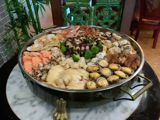 渔米道食府推荐——海鲜大盘菜