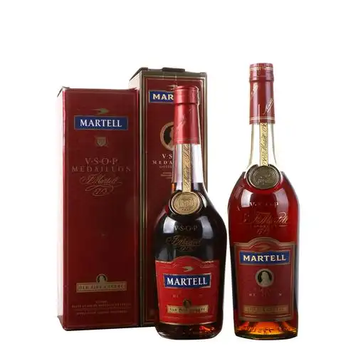 36/90-2000年代金牌马爹利vsop干邑白兰地40度700ml2瓶老洋酒