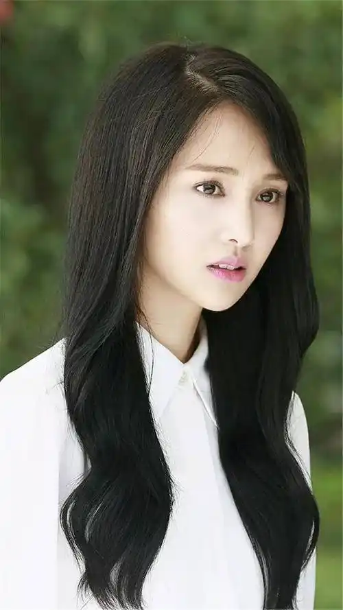 明星系列:郑爽 微微一笑很倾城 让人印象深刻