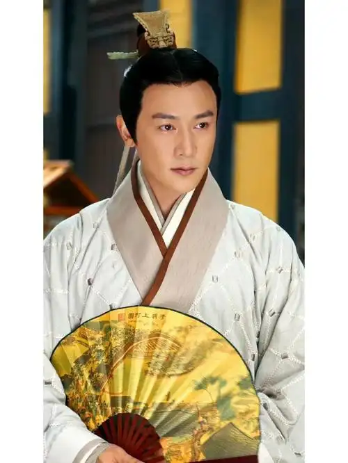 1刘弗陵是刘彻的儿子刘病已是刘彻的曾孙