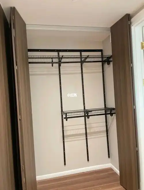 一门到顶的折叠门金属衣柜也太高级大气了吧