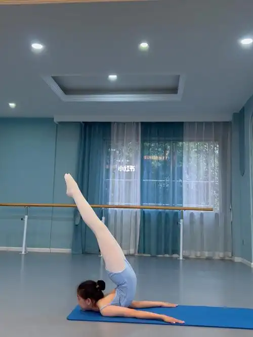 少儿舞蹈技巧胸倒立训练一看就会有木有