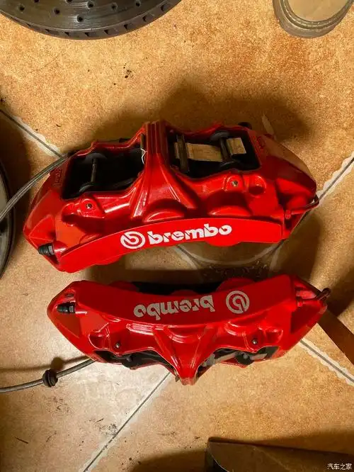 宝马530改装布雷博gt6