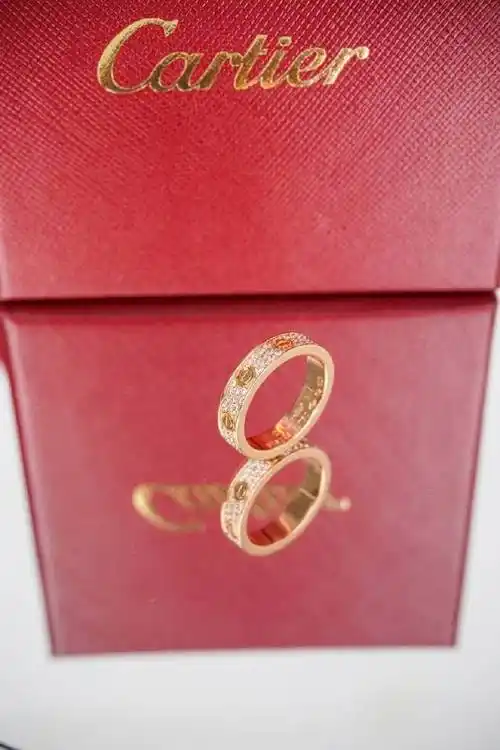 卡地亚 窄版/三排钻满天星戒指 玫金色 size:美码5-9 配专柜包装 原版