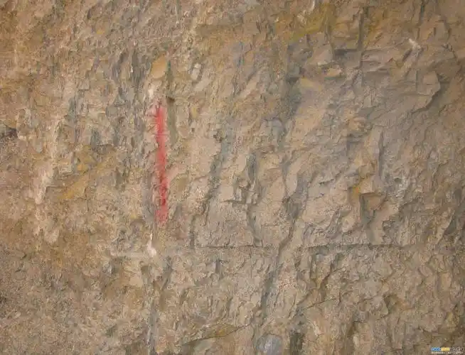 隧道围岩级别的定性判别更新02组