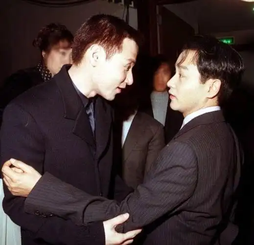 张国荣和谭咏麟比谁更有成就的?从人品成就分析