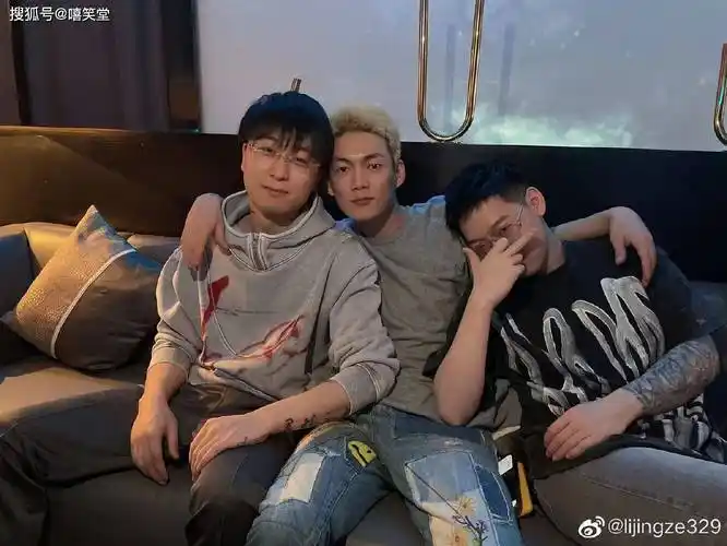 红花会久违合体贝贝弹壳丁飞啊之都在评论那奇沃夫活着的传奇