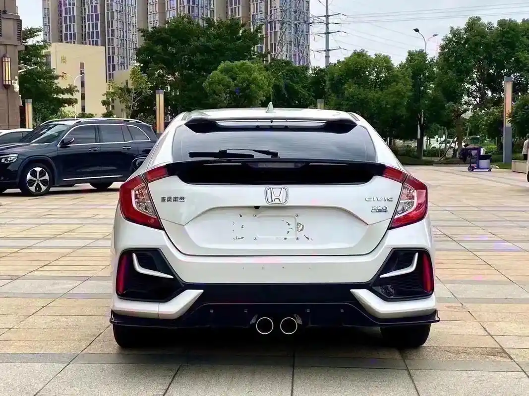 21年上牌本田两箱思域2021款hatc