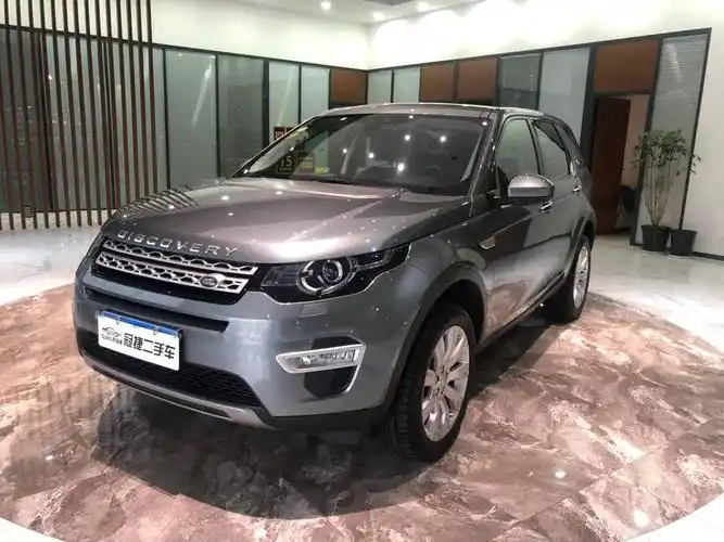 上海2018年8月路虎发现神行2018款240pshseluxury版银灰手自一体