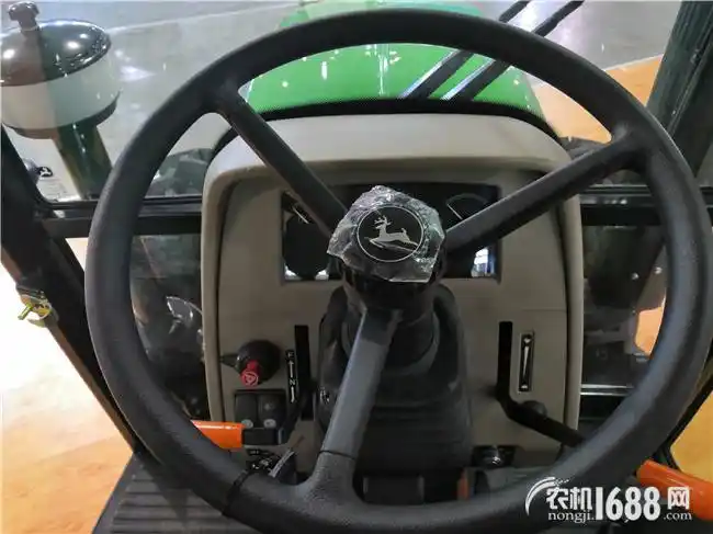 约翰迪尔3b-604轮式拖拉机细节图