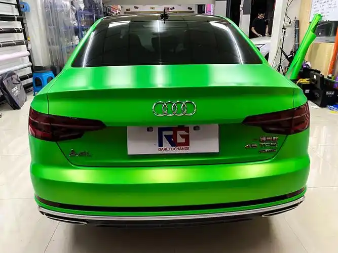奥迪a4l车身改色电光苹果绿rg瑞集改色膜宁波江北加盟店出品