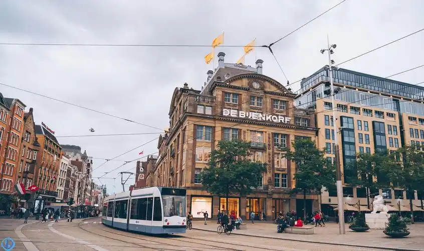 游荷兰首都阿姆斯特丹水坝广场你去看过吗