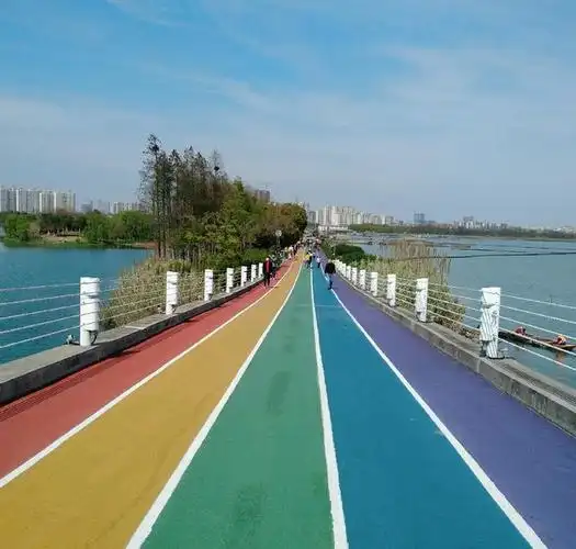 无锡彩虹步道又双叒叕上热搜了!彩虹路如何一跃晋升成为网红路呢