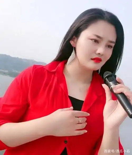 王琪没有唱火的歌,却被一个对口型的人唱火了