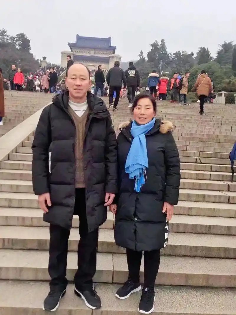 亲情无价,可血浓于水,那一份骨血相连的手足情却一生都不会改变 - 抖