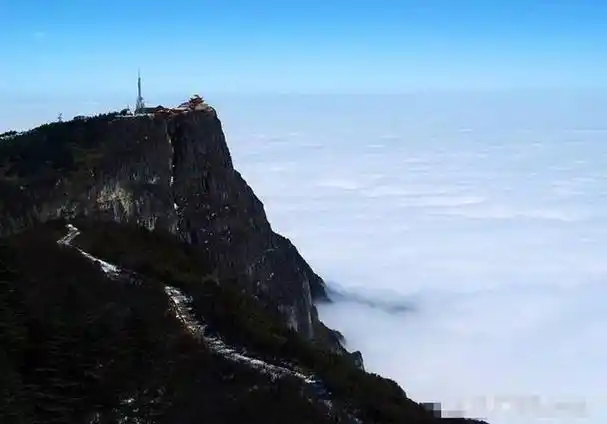 02峨眉山01武当山中国最美的十大宗教名山10宝天曼国家森林公园09