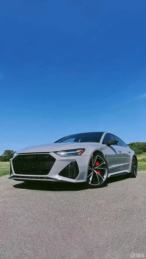 奥迪rs7挺漂亮很喜欢