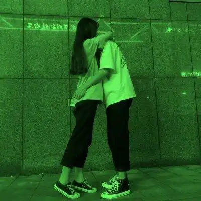 绿色系情侣头像绿色很干净与爱情无关