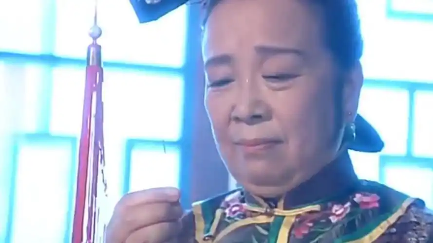 短视频搞笑表情包容嬷嬷扎紫薇表情包容嬷嬷扎针表情包紫薇被扎针表情